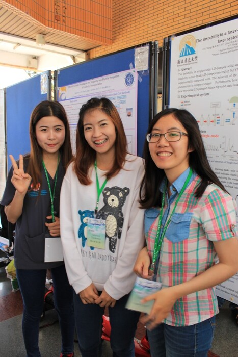 RMUTT Exchange Students Present Their Research at 5-Phys Meeting at NPTUImage