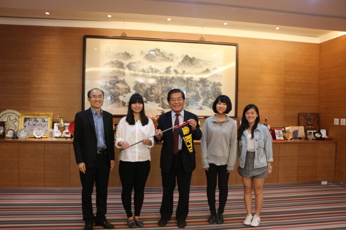 屏大青年壯遊泰越  影像記憶串連友誼   校長古源光親自授旗勉勵屏大壯遊出訪團隊圖片